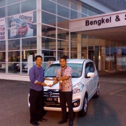 Foto-Penyerahan-Unit-11-Sales-Marketing-Mobil-Dealer-Suzuki-Aceh-Riza